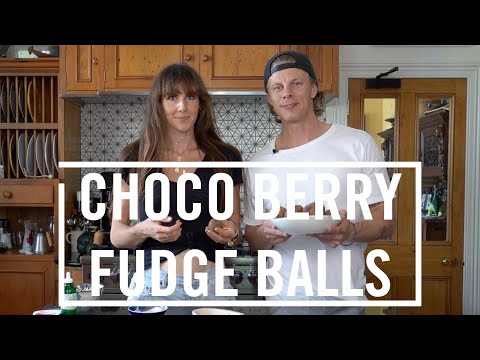 LES MILLS FUEL RECIPES 1 | Choco Berry Fudge Balls