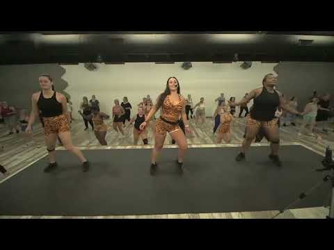 “Big Energy” Late Ft.Mariah Carey – Dance Fitness With Jessica