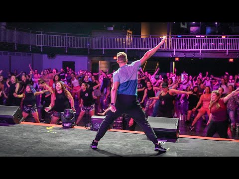 Dua Lipa – Levitating: LIVE from The Fitness Marshall Tour
