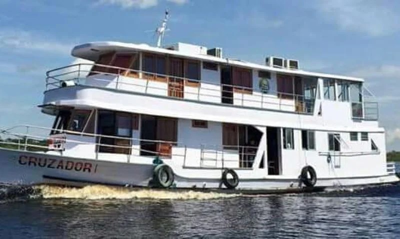 Amazon River Boat Cruzador