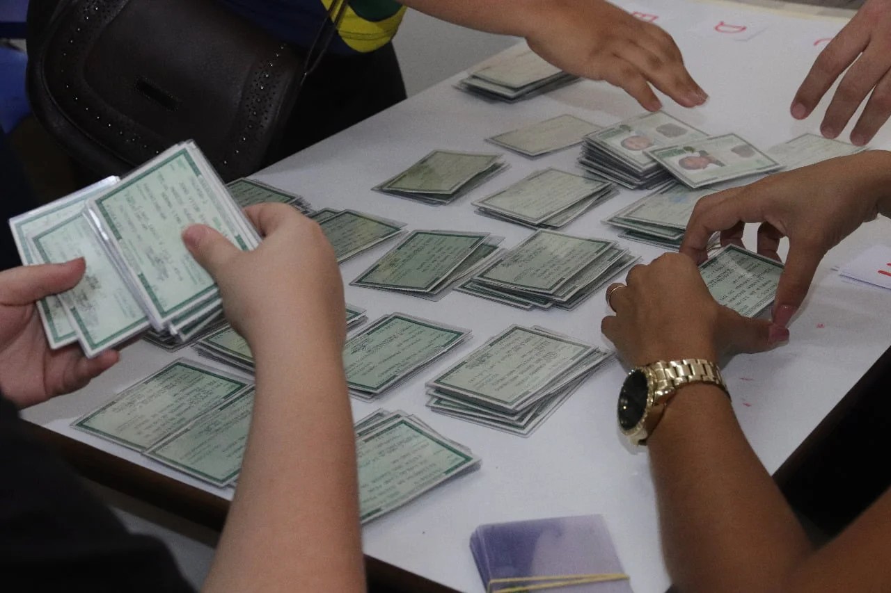 Mais de 10 mil pessoas solicitaram a emissão do RG e não foram buscá-lo