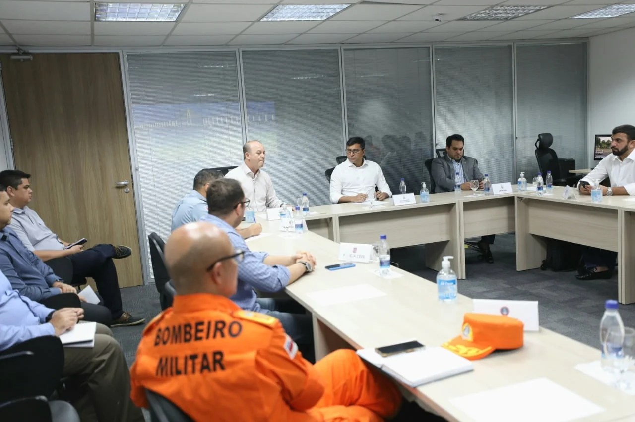 Wilson Lima reúne cúpula da Segurança Pública para balanço da operação que cumpriu decisão do STF