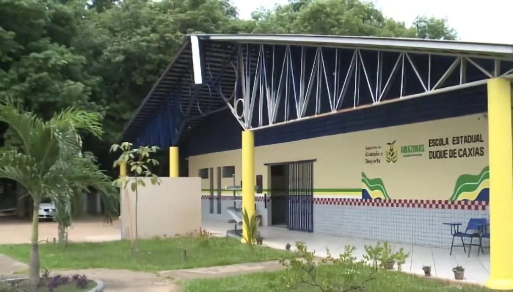 ‘NEGLIGÊNCIA’: Amazonas Energia deixa centenas de alunos sem aula que já dura semanas em Humaitá