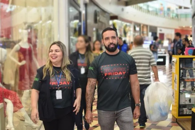 Procon-AM orienta consumidores sobre riscos nas falsas promoções da Black Friday