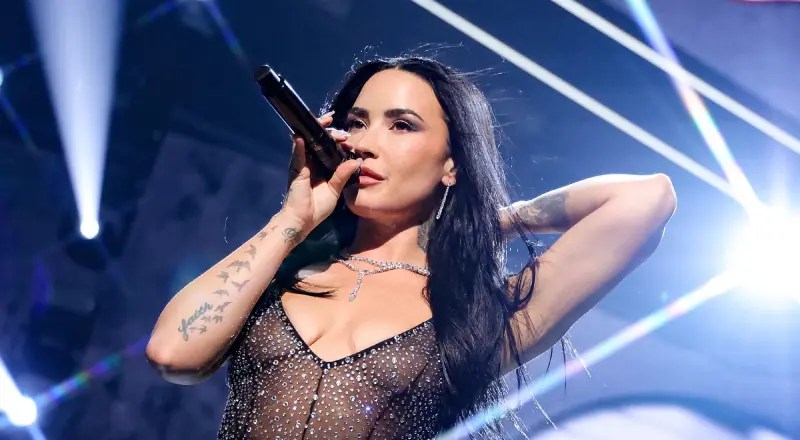 Demi Lovato confirma show solo da turnê “It’s Not That Deep” em São Paulo
