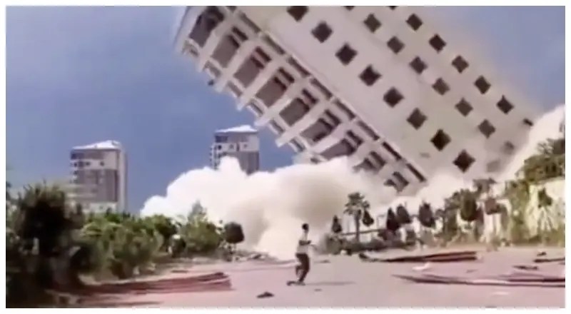 Novo vídeo mostra prédio desabando durante terremoto na Venezuela; Veja vídeo