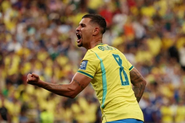 Bruno Guimarães fala após pênalti