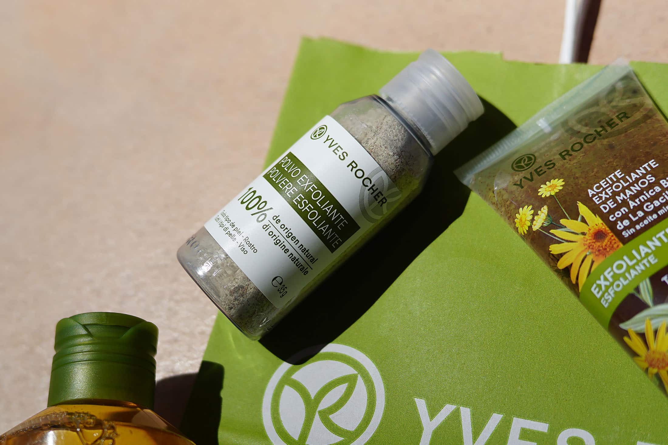 Yves Rocher Exfoliating Powder