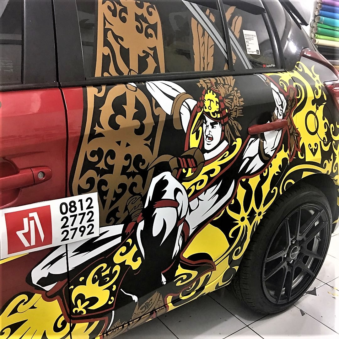 cutting stiker mobil yaris tibal dayak | 081227722792