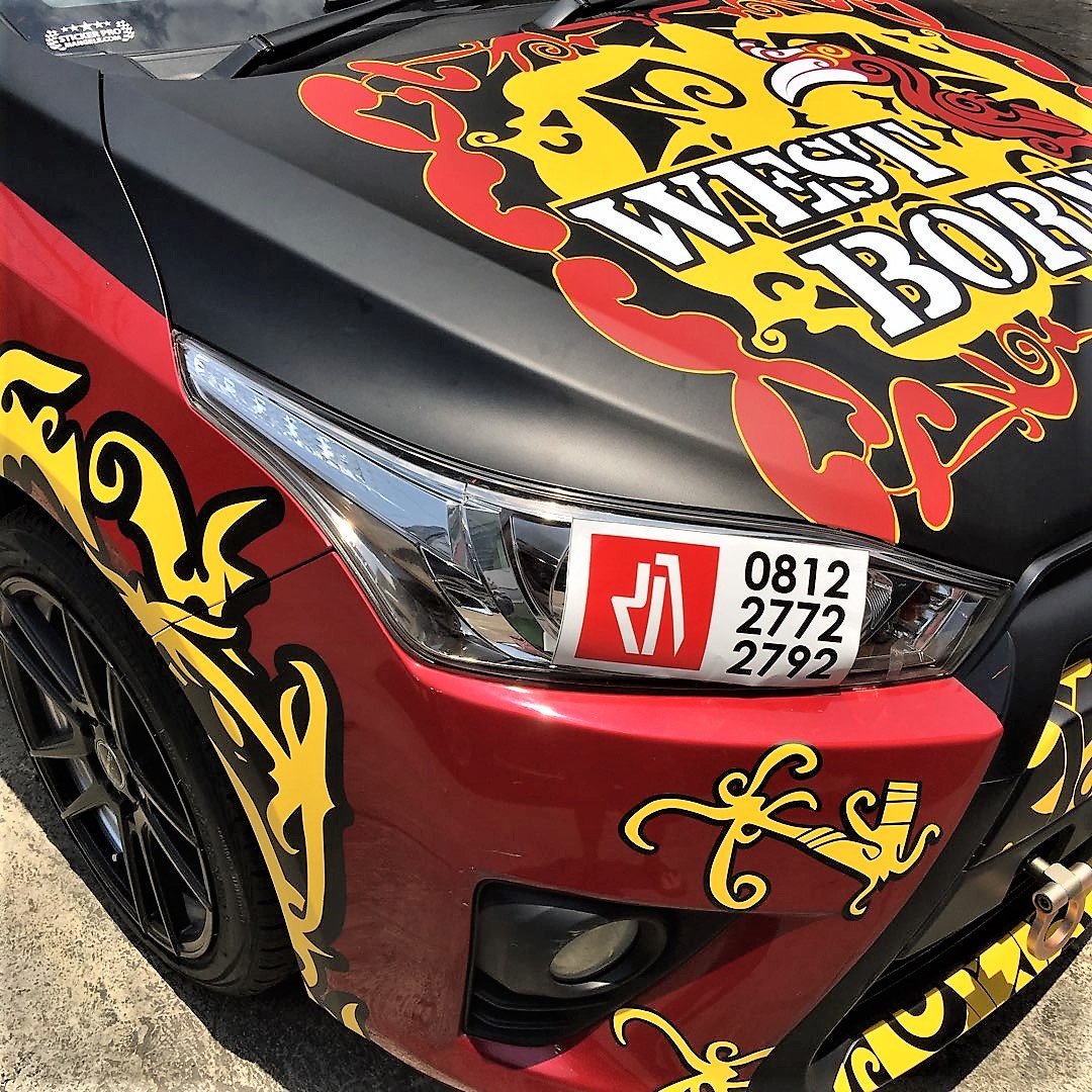 cutting stiker mobil yaris tibal dayak | 081227722792