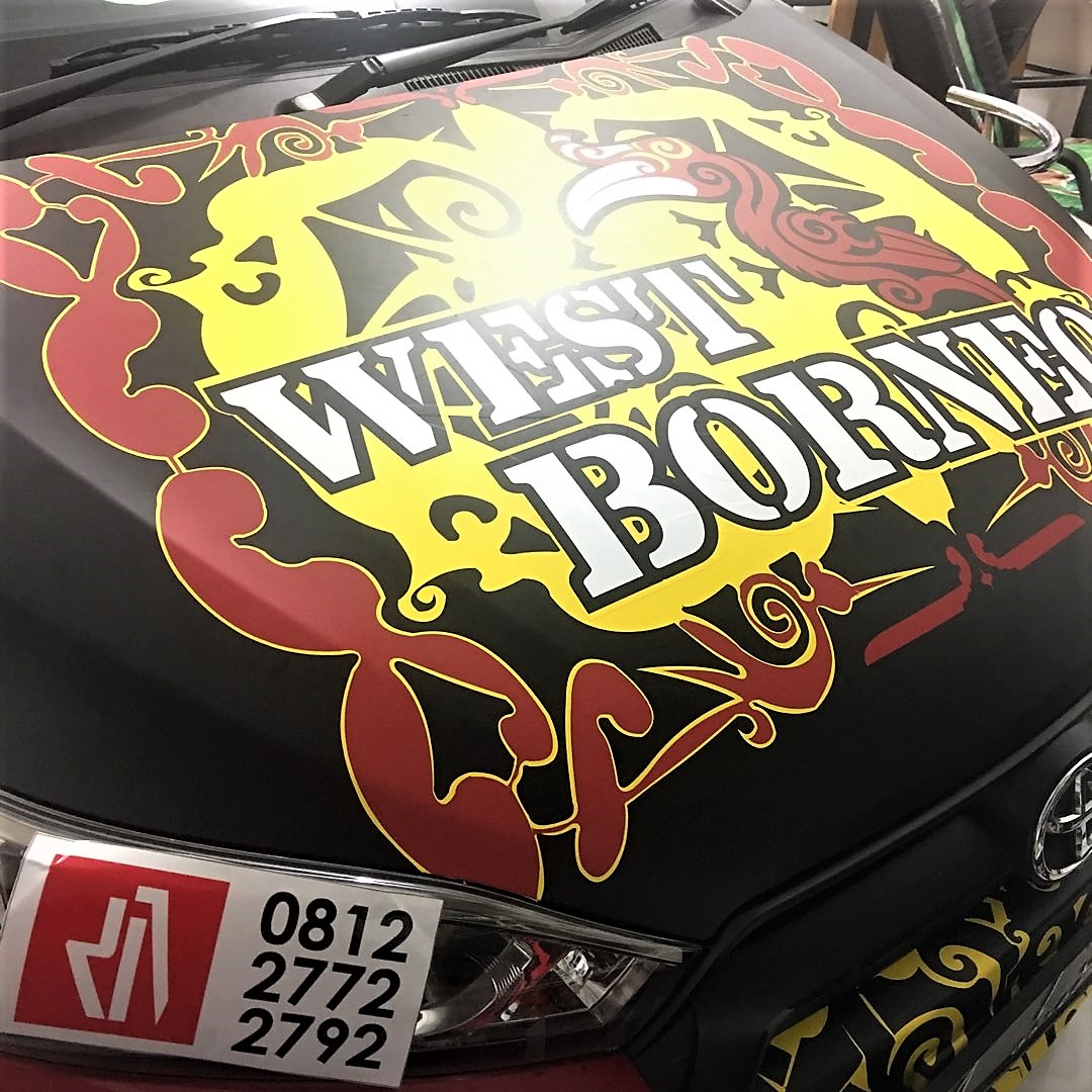 cutting stiker mobil yaris tibal dayak | 081227722792