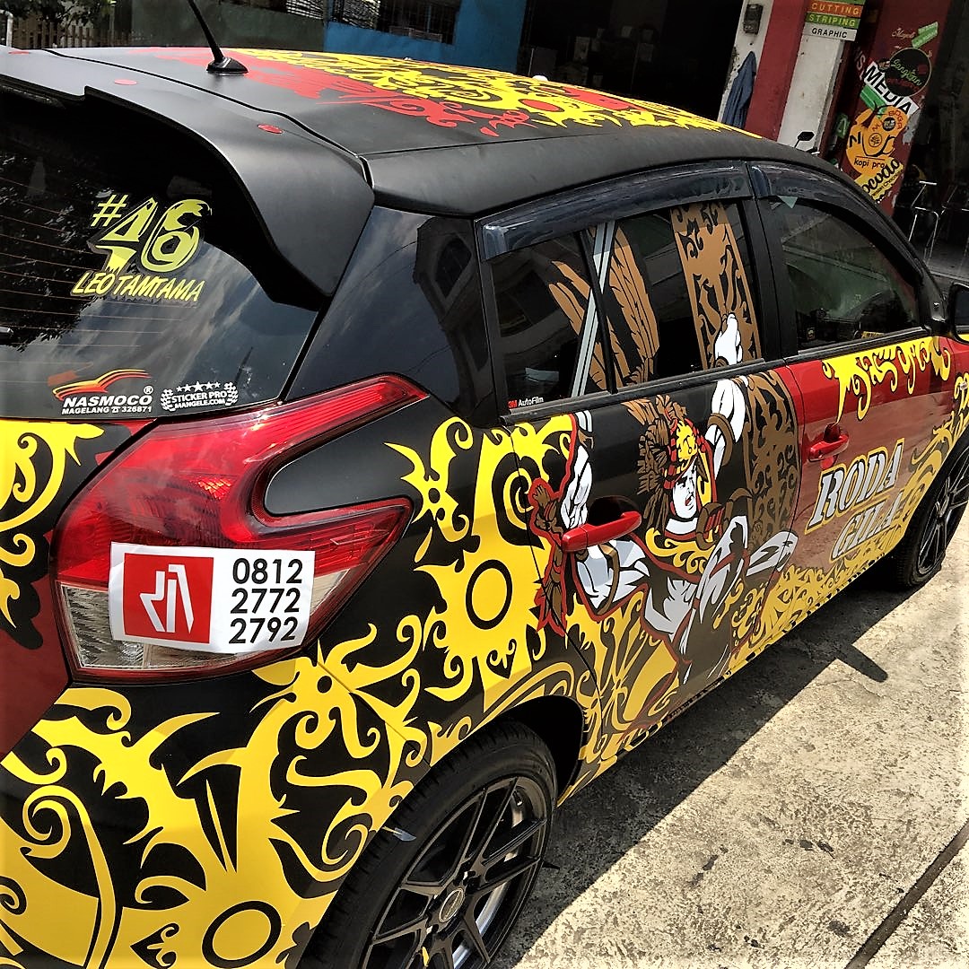 cutting stiker mobil yaris tibal dayak | 081227722792