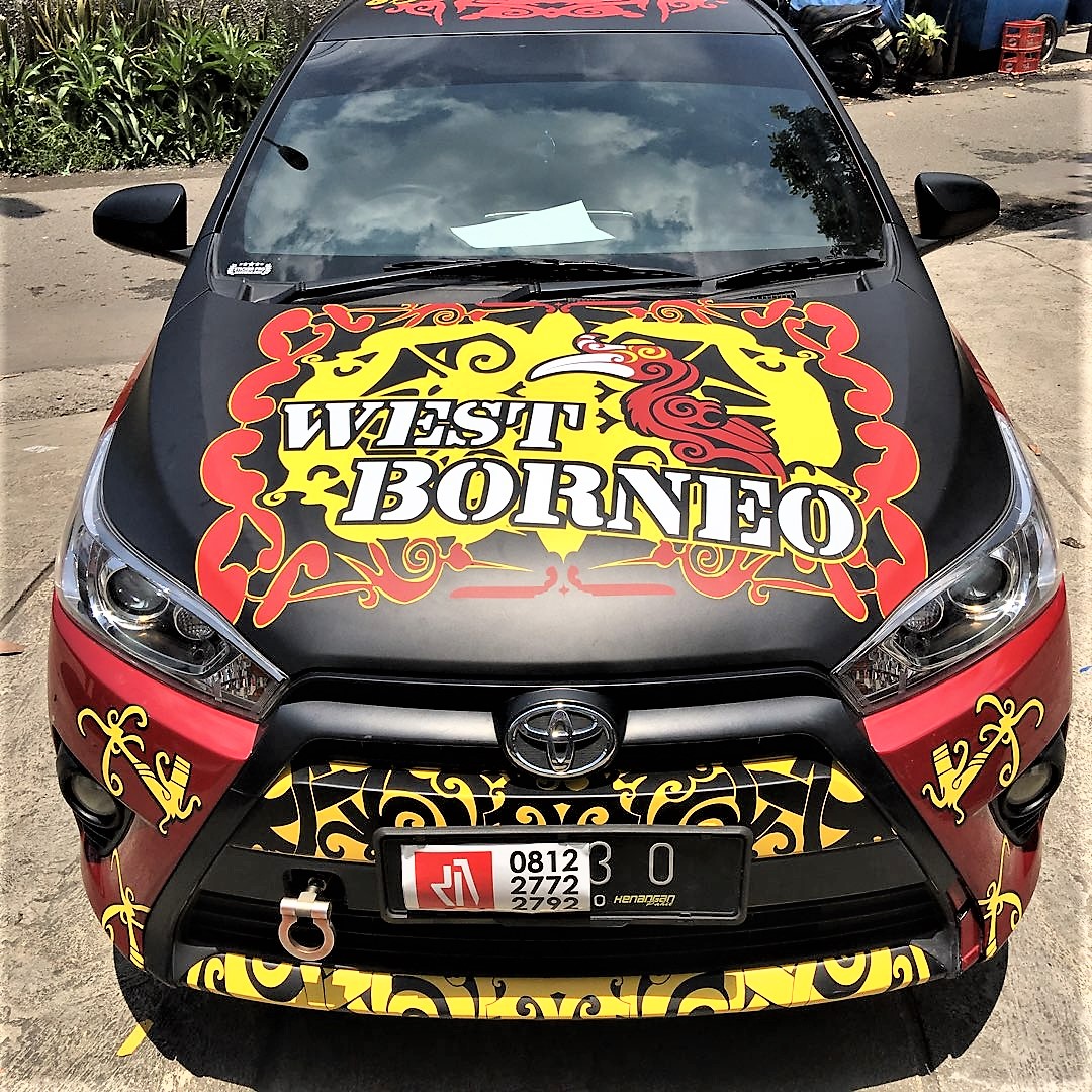 cutting stiker mobil yaris tibal dayak | 081227722792