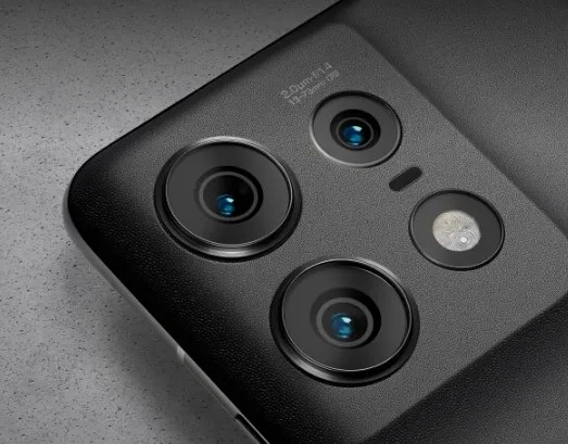 Motorola Edge 50 Pro-1