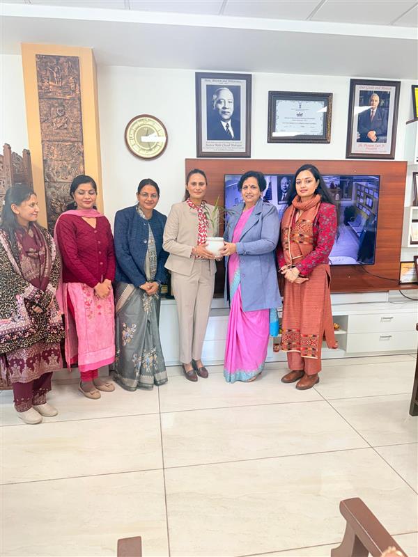 Maninder Kaur Panesar Shares Sales & Marketing Strategies at MCM Workshop