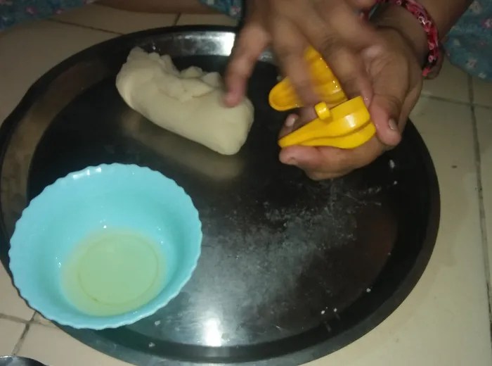 Greasing Moulds