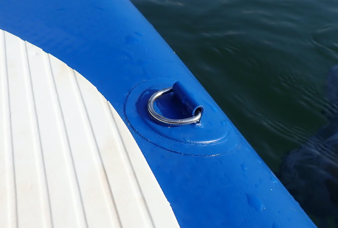 This photo shows one of 22 d-rings on the Chasing Blue Infinite iSUP.