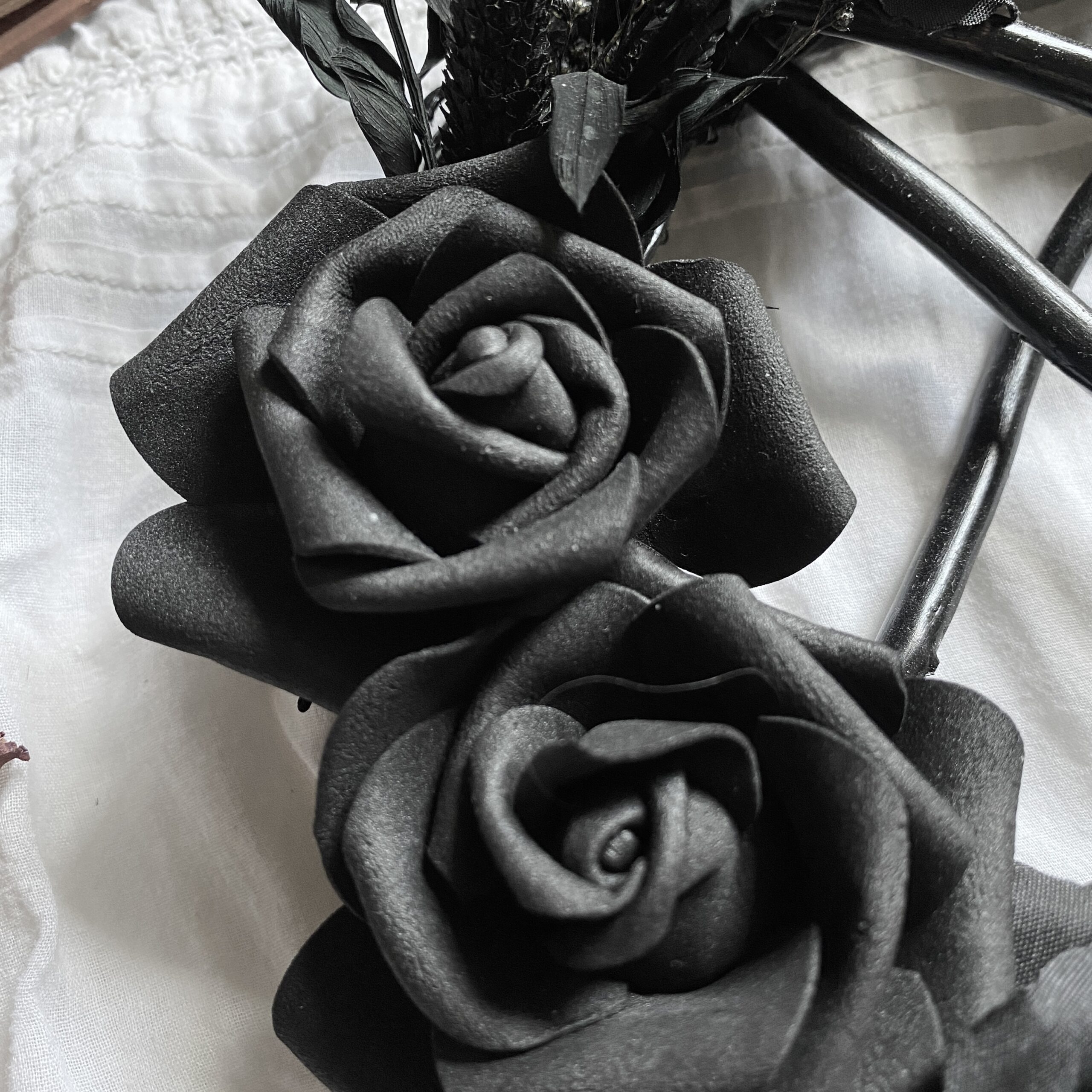 Morticia. Pentacle couronne. Pièce unique – Image 3