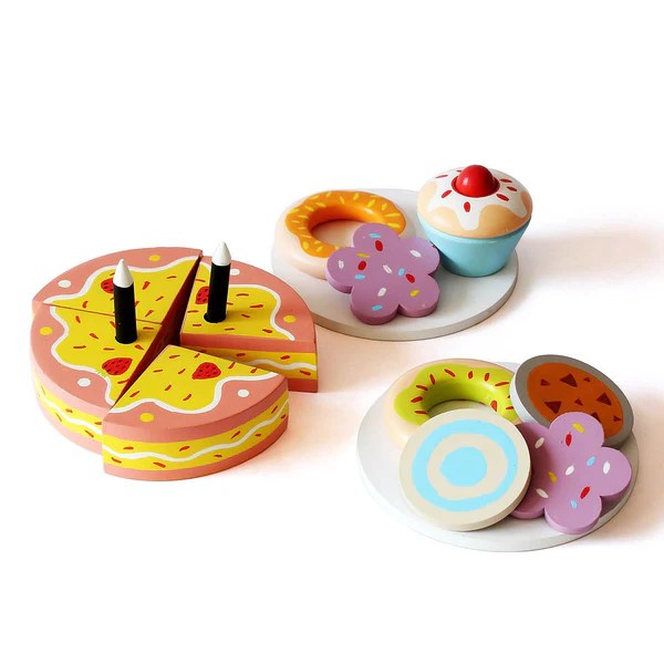 Age 3+ Shumee Wooden Dessert Set