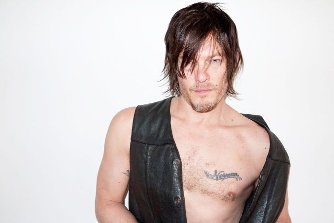 the walking dead, regalo de implante mamario, Norman Reedus