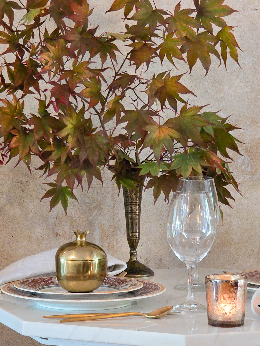 A Beautiful Fall Table Setting to Welcome the Season