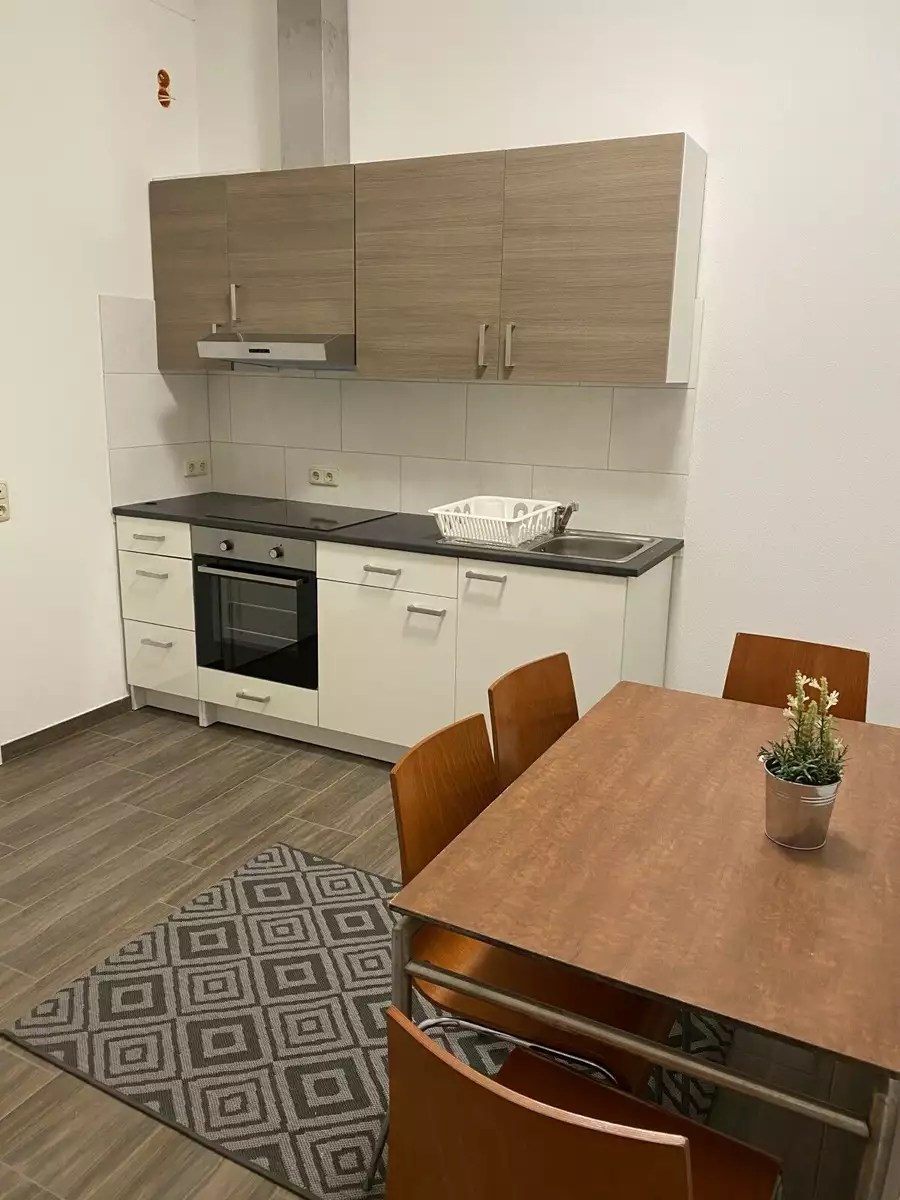 Wunderschone 4 Zimmer Wohnung Mit Balkonen Moderner Kuche Waschraum Keller Und Garage Immostar De Suchen Finden Einziehen