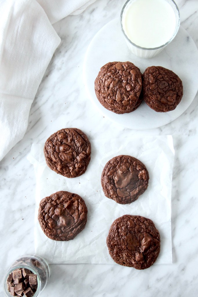 The BEST Soft and Chewy Brownie Cookies - You will become addicted to these melt in your mouth brownie cookies! | mapleetchocolat.com