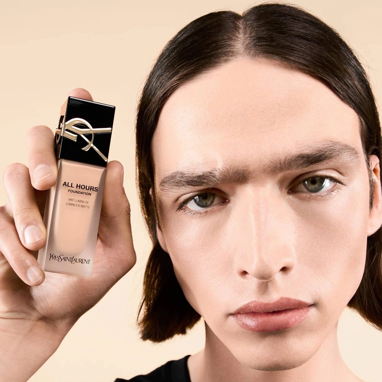Yves Saint Laurent All Hours Foundation LN7 - Light Neutral