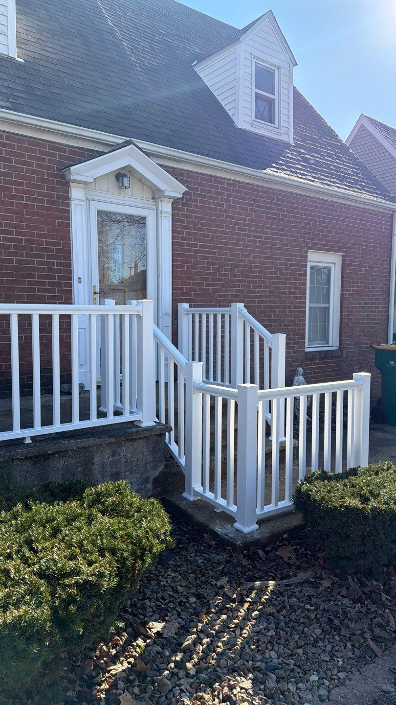 White vinyl porch railing installed in Mendota, Illinois
