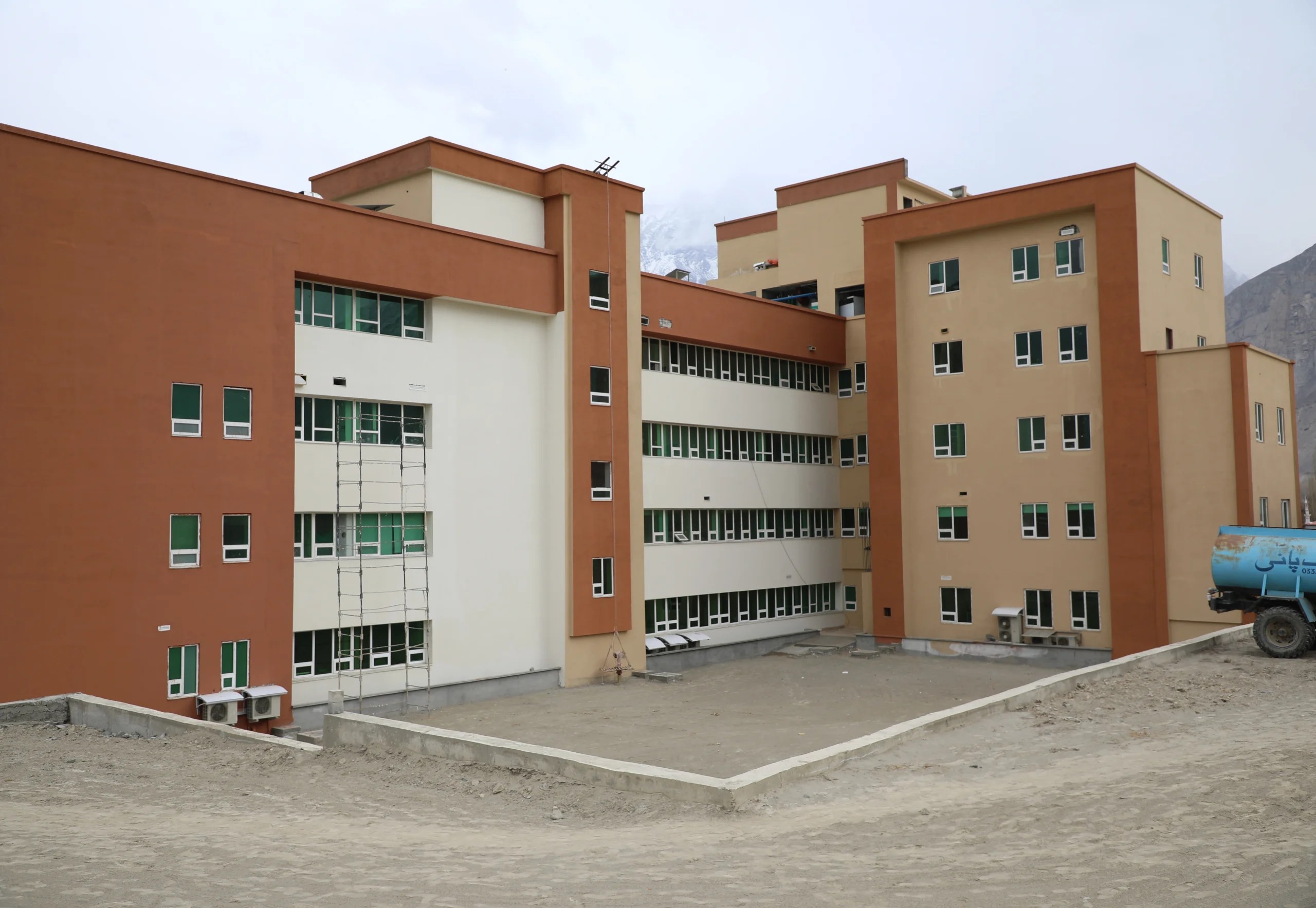3 . Back View