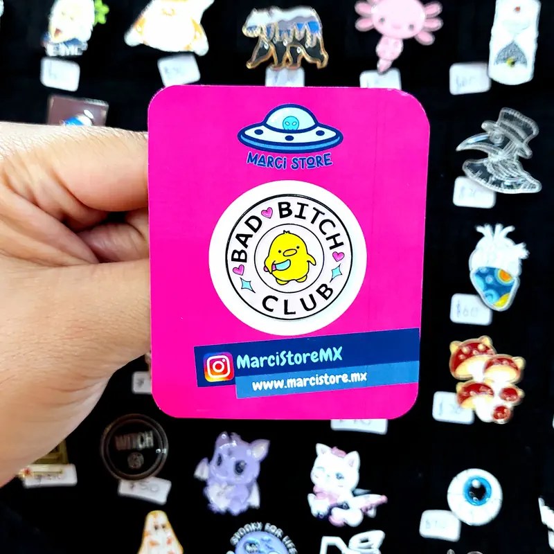Pin metálico patito