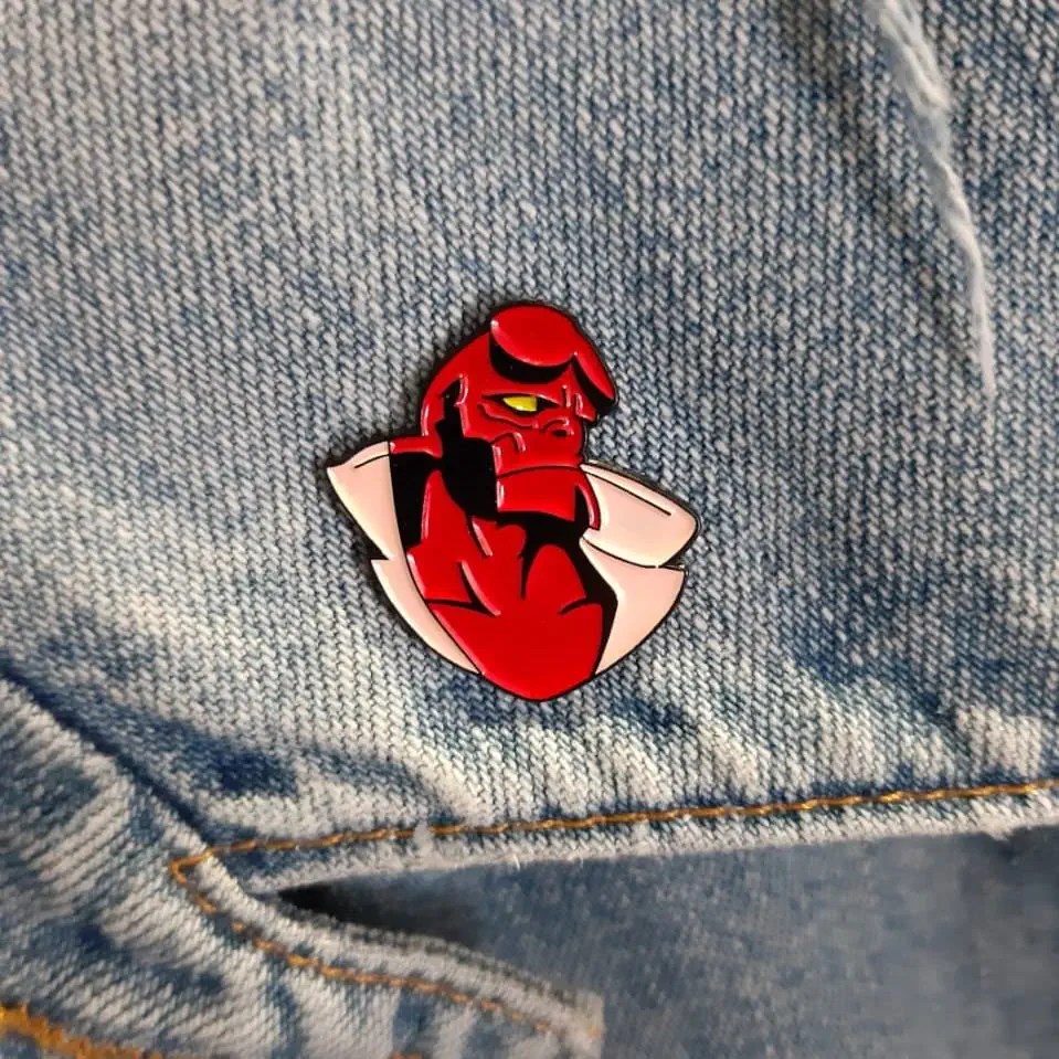 Pin metálico Hellboy