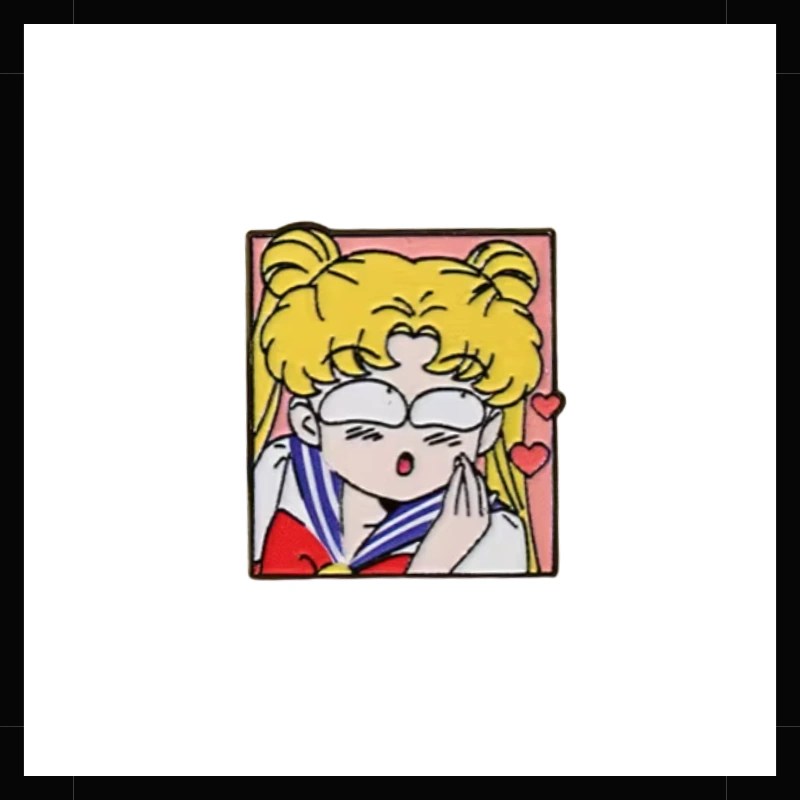 Pin Serena Sailor Moon