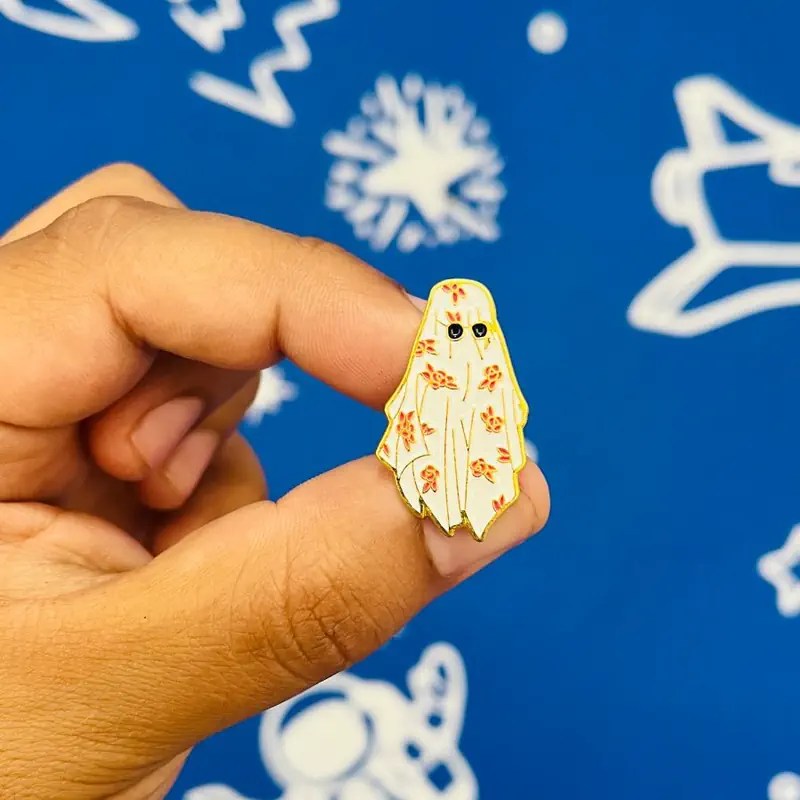 Pin Metálico Fantasma