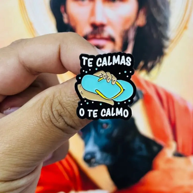 Pin Metálico La Chancla