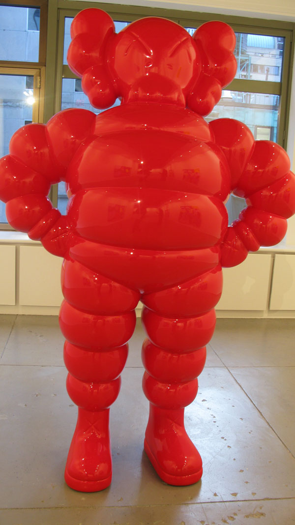 kaws-sculpture.JPG