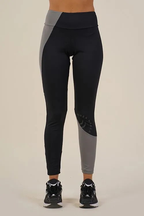 Calzas Marea - Beautiful Minimal Art - Retina