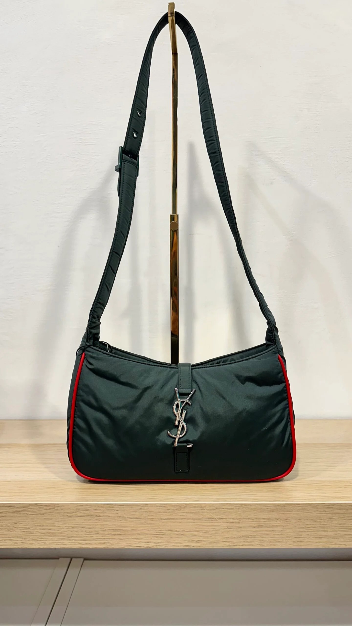 SAINT LAURENT Borsa YSL crossbody in nylon verde alpino — DelixGo Luxury Bags