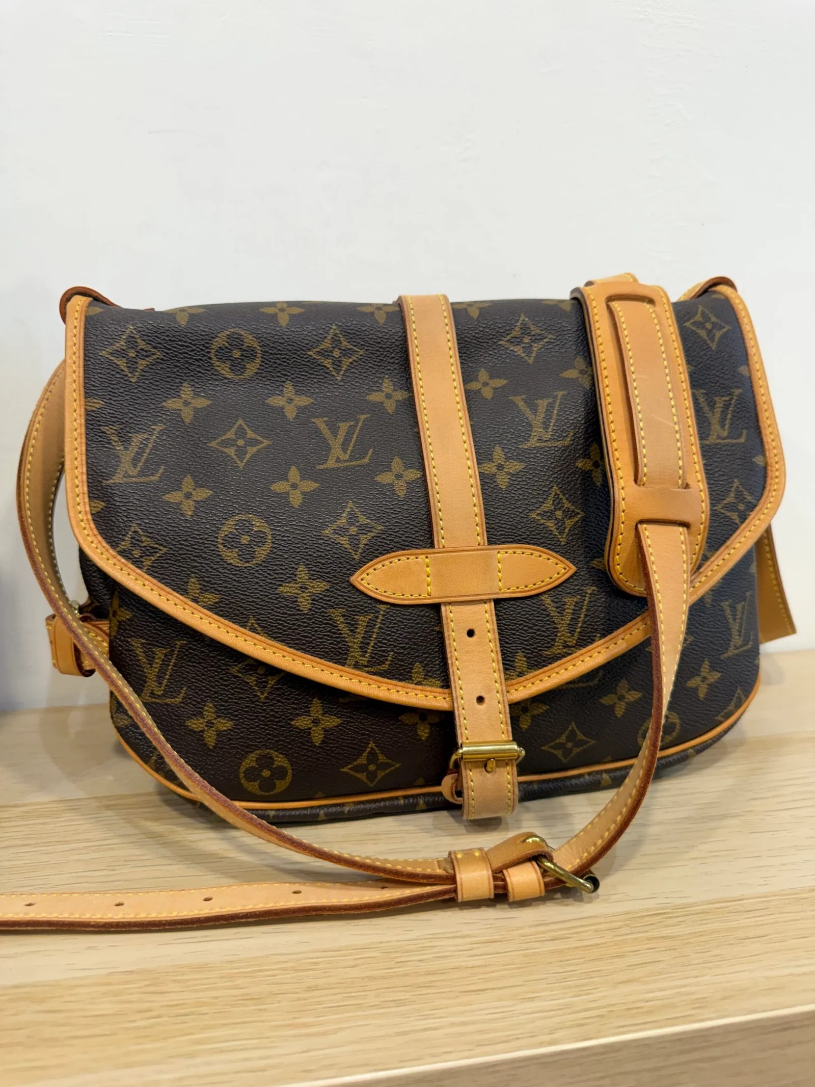LOUIS VUITTON Saumur 30 Monogram — DelixGo Luxury Bags