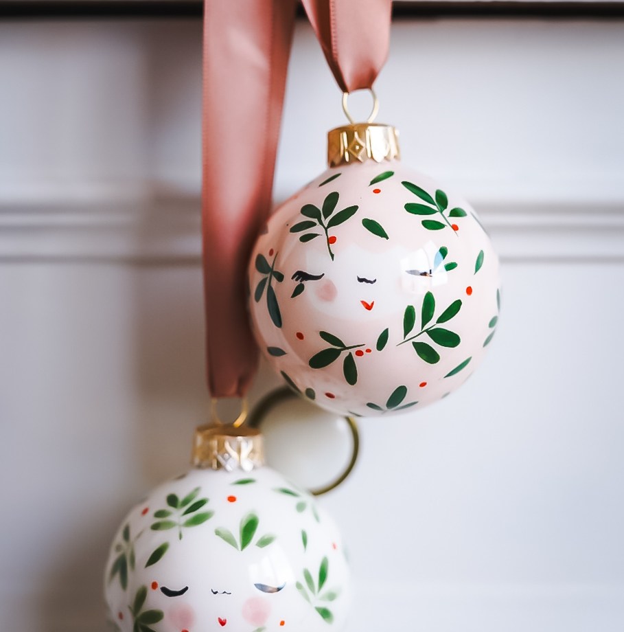 White with Greenery Bauble