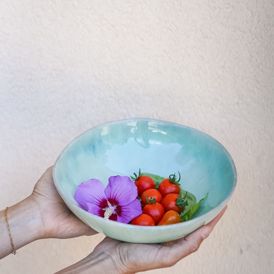 Nami Seafoam Salad Bowl