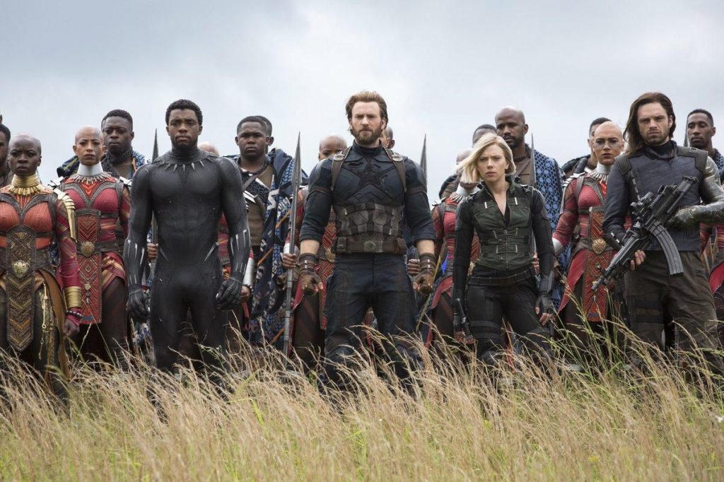 gambar captain amerika dan pahlawan marvel lain di wakandi di infinity war