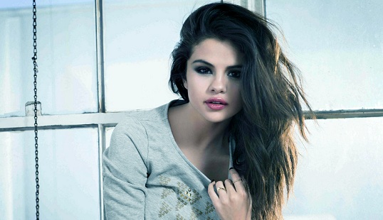 Selena Gomez: Teen films are too easy | MarkMeets Movie News |