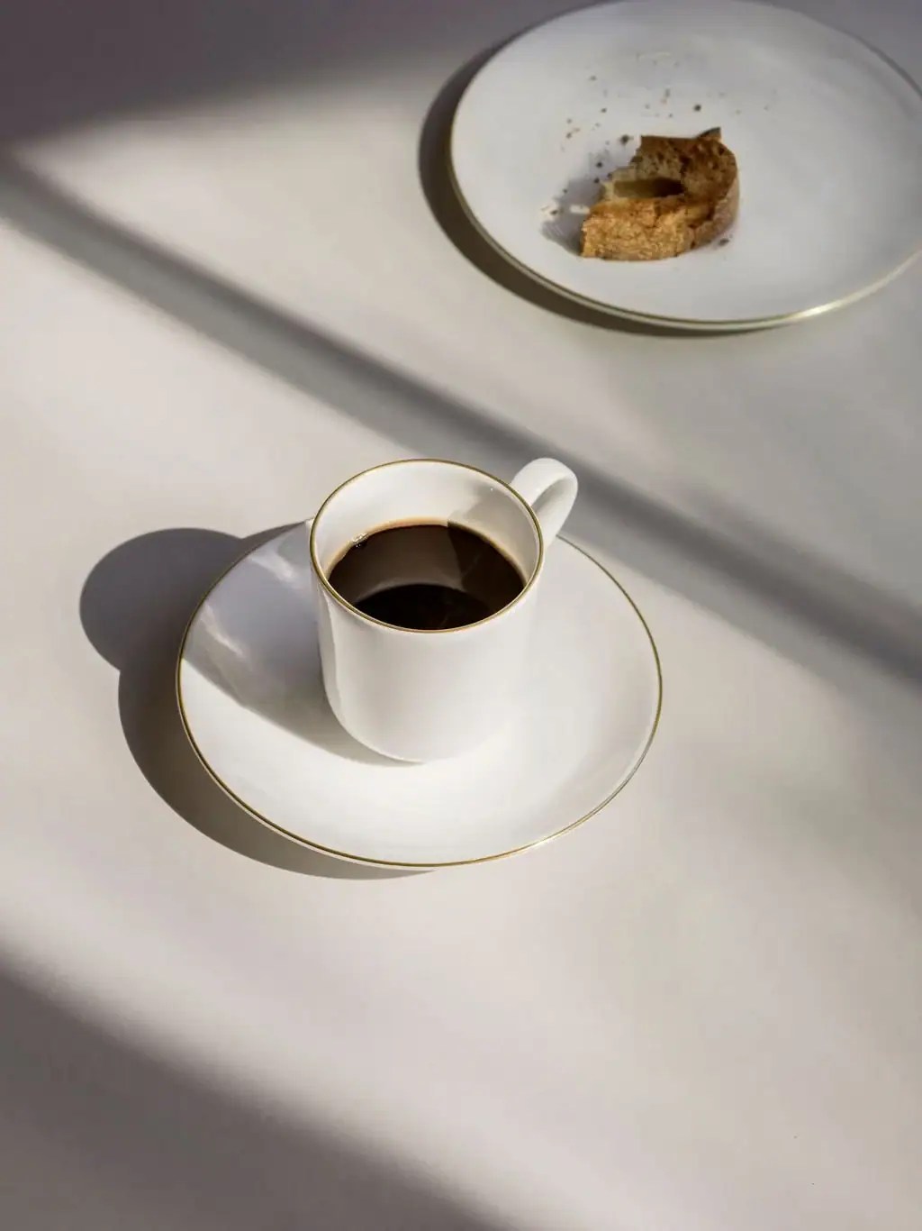 Richard Brendon The Line Collection tableware detail