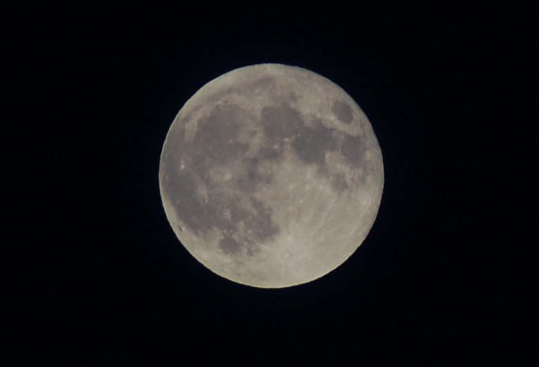 スーパームーン