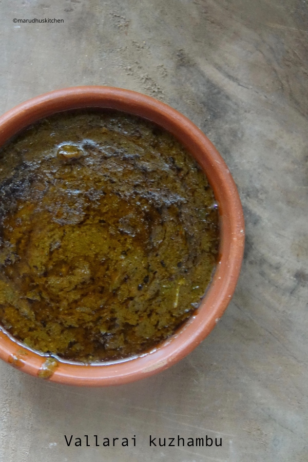 vallarai keerai kulambu / brahmi leaves kuzhambu