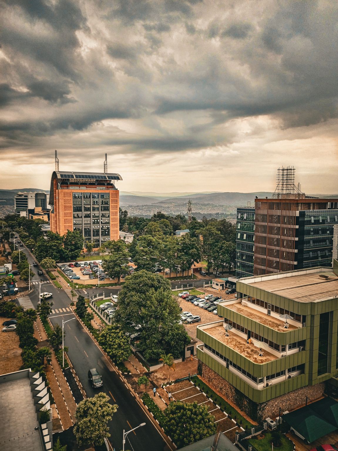 Safari de 15 días por Uganda y Ruanda