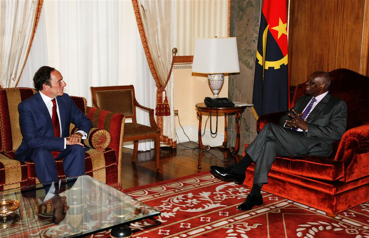 Portas e José Eduardo dos Santos