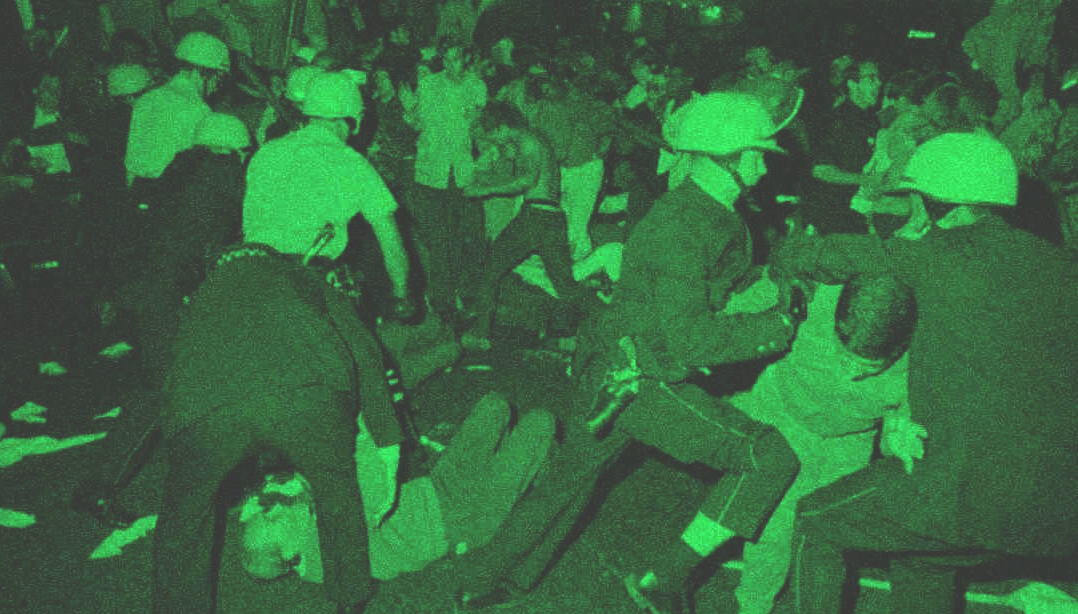Carga policial ao Stonewall
