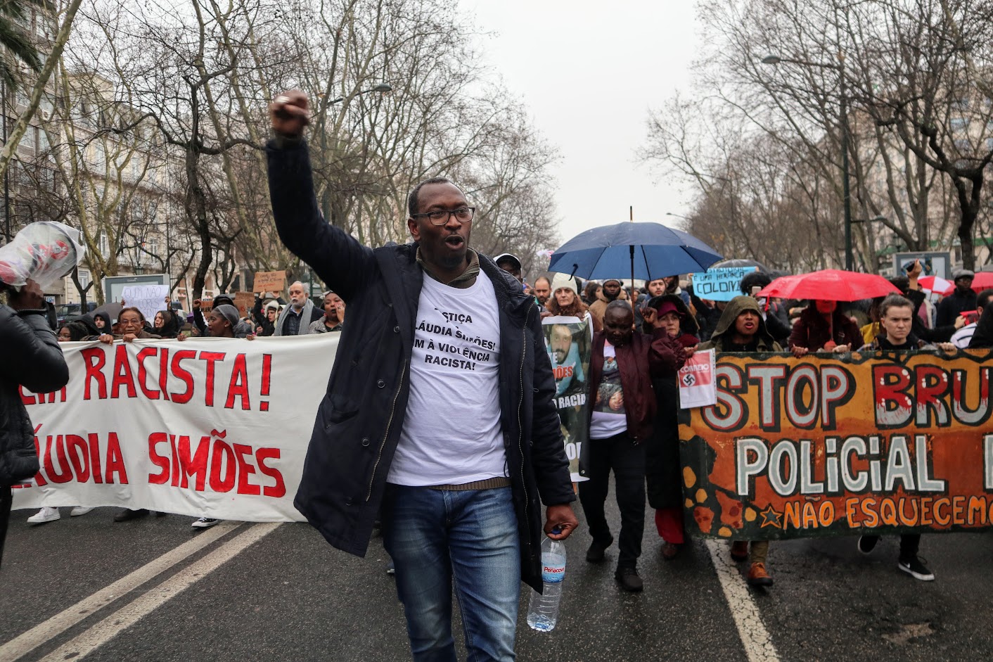 Mamadou Ba num protesto anti-racista